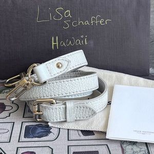 💝Louis Vuitton White Leather Crossbody Strap💝